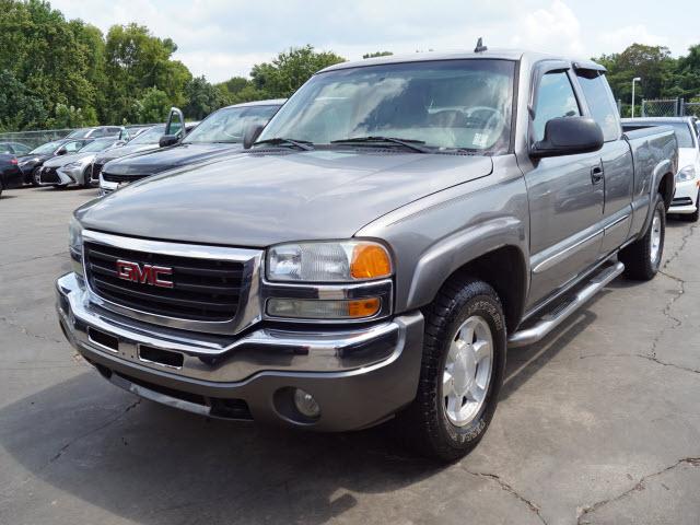 Pre-Owned 2007 GMC Sierra 1500 Classic 4WD Ext Cab 143.5 SLT Extended ...